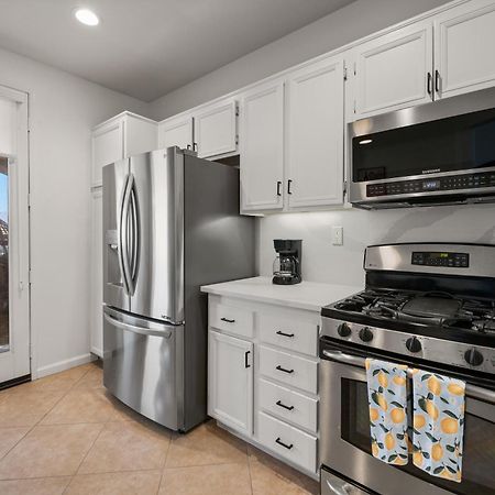 Casa Desert Muse With Heated Pool Spa Firepit Mini Golf And Games Indio Exterior foto