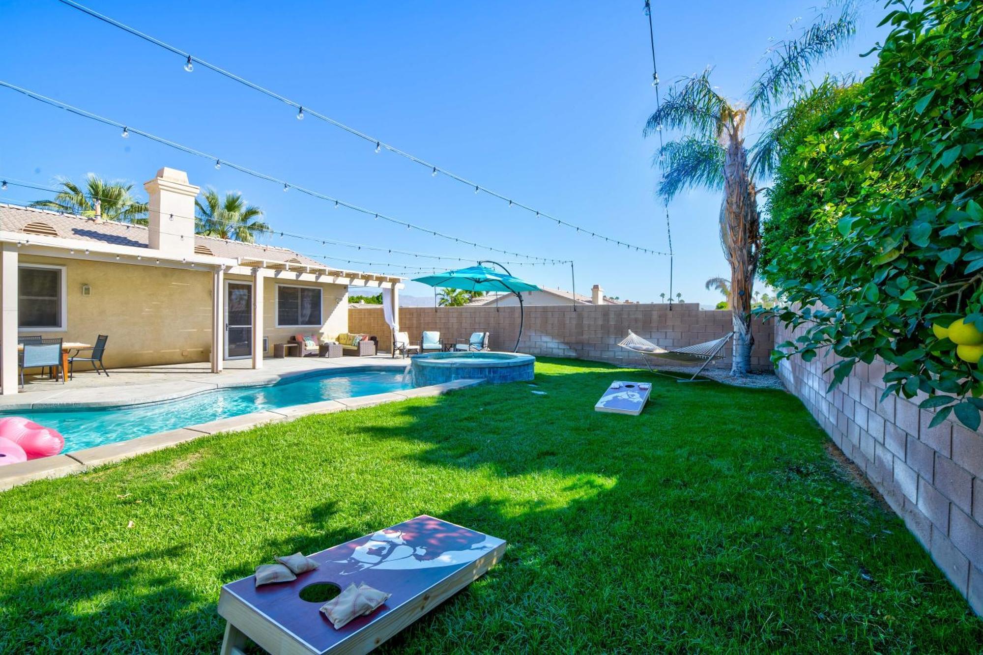 Casa Desert Muse With Heated Pool Spa Firepit Mini Golf And Games Indio Exterior foto