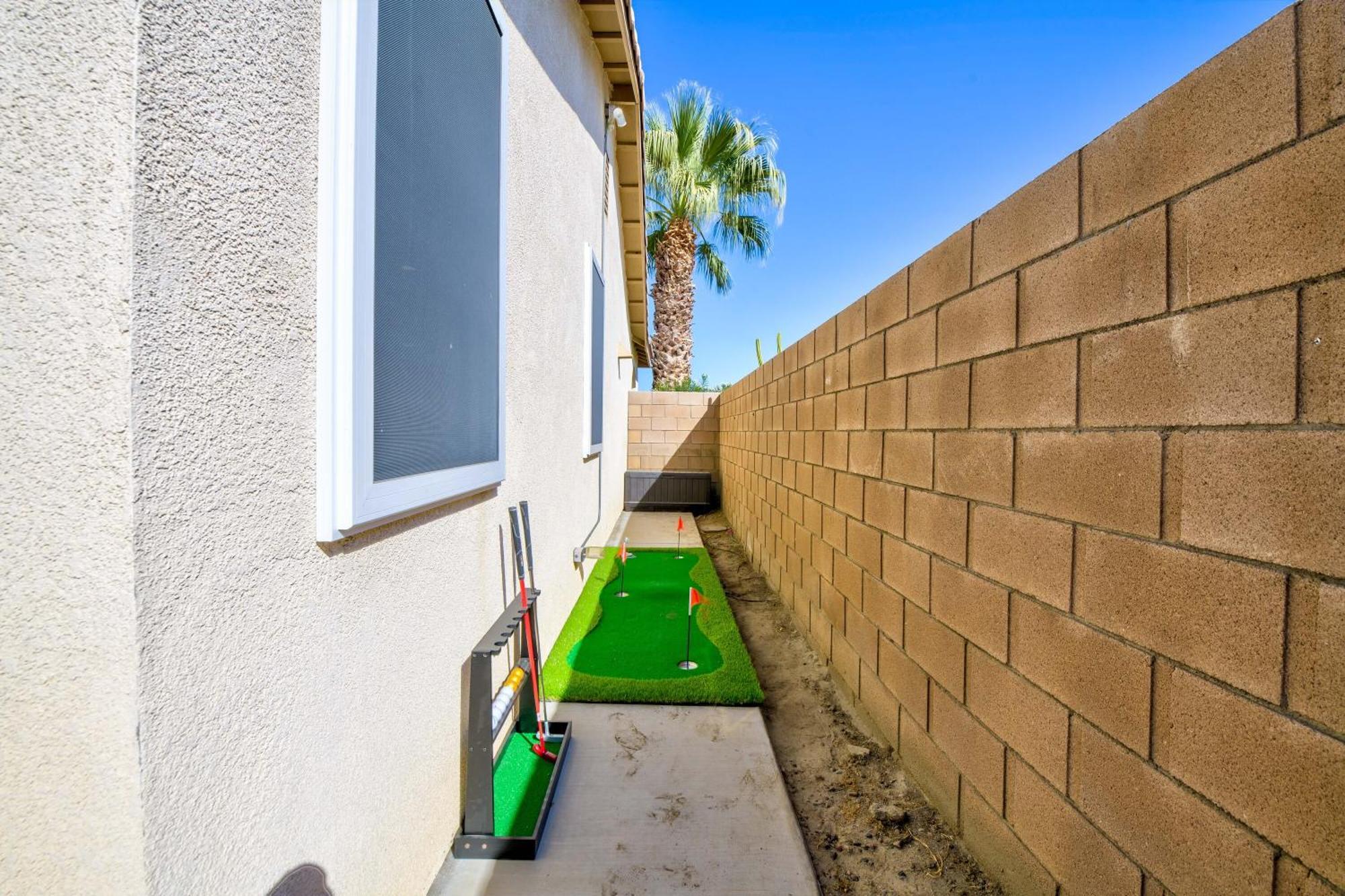 Casa Desert Muse With Heated Pool Spa Firepit Mini Golf And Games Indio Exterior foto